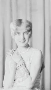 Portrait Photographs Prints: Taylor, Ruth Lee, Miss, portrait photograph, 1927 Creator: Arnold Genthe