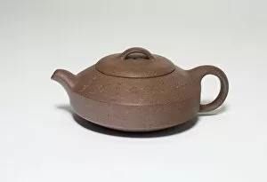 Teapot, Qing dynasty (1644-1911), 18th century. Creator: Unknown