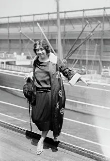 Mezzo Soprano Prints: Telva, between c1915 and c1920. Creator: Bain News Service
