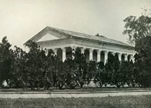 British Government In India Gallery: Temple of Fame at Barrackpore, 1925. Creator: Unknown