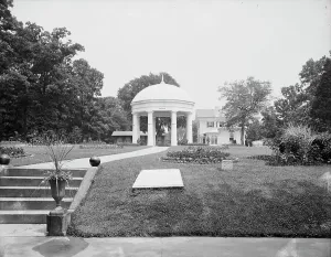 Arlington County Virginia United States Prints: Temple of Fame and the mansion [Arlington House], Arlington, Va. c1903. Creator: Unknown