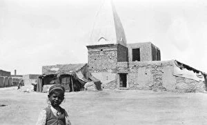 Images Dated 15th October 2007: A temple in Nowshera, India, 1916-1917