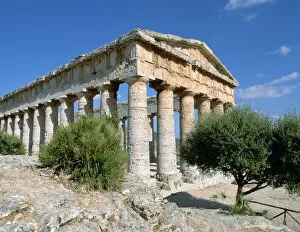 Acropolis Gallery: Temple, Segesta, Sicily, Italy