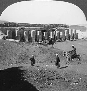 Images Dated 5th January 2008: The temple of Sethos I, Abydos, Egypt 1905.Artist: Underwood & Underwood