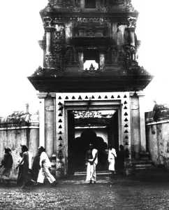 Singapore Prints: Temple, Singapore, 1900