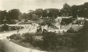 Images Dated 22nd May 2013: The Terrace and Fountain, Central Park, New York