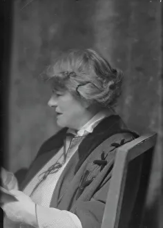 Terry Ellen Prints: Terry, Ellen, Miss, portrait photograph, 1915. Creator: Arnold Genthe