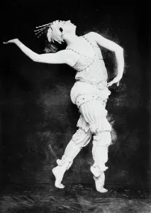 Thamar Karsarvina, between c1910 and c1915. Creator: Bain News Service