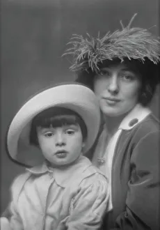 Florence Evelyn Nesbit Prints: Thaw, Evelyn Nesbit, Mrs. and boy, portrait photograph, 1913. Creator: Arnold Genthe