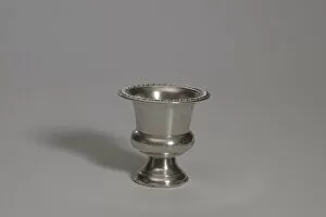 Toothpick / match holder urn from Lyons Hall, 1930-1950