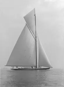 The towering 10, 450 sq ft sail area of Shamrock IV, 1914. Creator: Kirk & Sons of Cowes