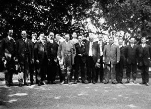 Presidential Campaign Prints: T.R. [Theodore Roosevelt] and Ill. Delegation, 6/1/12, 1912. Creator: Bain News Service