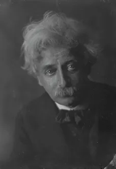 Eccentric Prints: Traubel, Horace, Mr. portrait photograph, 1917 Apr. 28. Creator: Arnold Genthe