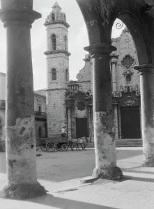 Campanile Prints: Travel views of Cuba and Guatemala, between 1899 and 1926. Creator: Arnold Genthe
