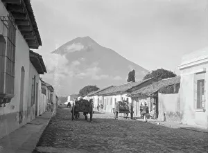 Carts Prints: Travel views of Cuba and Guatemala, between 1899 and 1926. Creator: Arnold Genthe