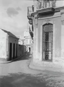 Travel views of Cuba and Guatemala, between 1899 and 1926. Creator: Arnold Genthe