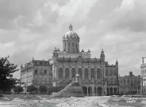 Presidential Palace Prints: Travel views of Cuba and Guatemala, between 1899 and 1926. Creator: Arnold Genthe