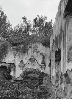 Travel views of Cuba and Guatemala, between 1899 and 1926. Creator: Arnold Genthe