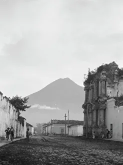 Vanishing Point Prints: Travel views of Cuba and Guatemala, between 1899 and 1926. Creator: Arnold Genthe