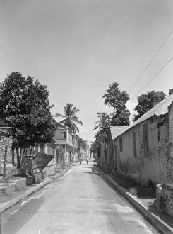 Vanishing Point Prints: Travel views of Cuba and Guatemala, between 1899 and 1926. Creator: Arnold Genthe