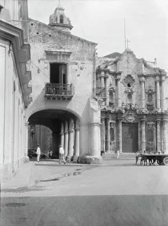 Colonnades Prints: Travel views of Cuba and Guatemala, between 1899 and 1926. Creator: Arnold Genthe