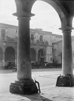 Colonnades Prints: Travel views of Cuba and Guatemala, between 1899 and 1926. Creator: Arnold Genthe
