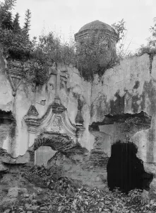Guatemala Prints: Travel views of Cuba and Guatemala, between 1899 and 1926. Creator: Arnold Genthe