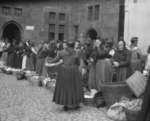 Produce Prints: Travel views of Europe, between 1904 and 1938. Creator: Arnold Genthe