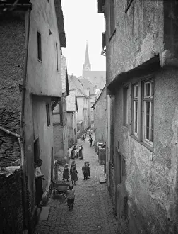 Alley Prints: Travel views of Europe, between 1904 and 1938. Creator: Arnold Genthe