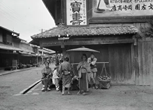 Streets Prints: Travel views of Japan and Korea, 1908. Creator: Arnold Genthe