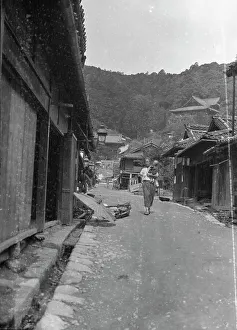 Streets Prints: Travel views of Japan and Korea, 1908. Creator: Arnold Genthe
