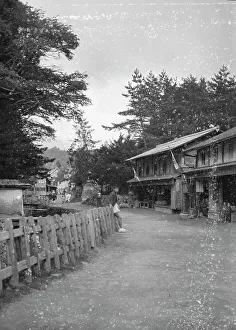 Streets Prints: Travel views of Japan and Korea, 1908. Creator: Arnold Genthe