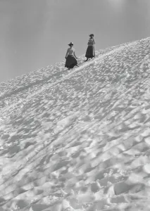 Travel views of Yosemite National Park, between 1903 and 1906. Creator: Arnold Genthe