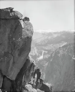Travel views of Yosemite National Park, between 1903 and 1906. Creator: Arnold Genthe