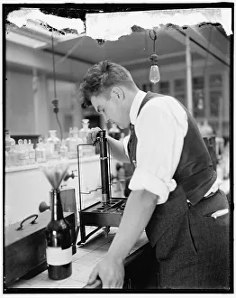 Treasury Dept. lab, between 1910 and 1920. Creator: Harris & Ewing. Treasury Dept. lab, between 1910 and 1920. Creator: Harris & Ewing
