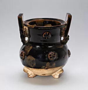 Handles Collection: Tripod Vessel with Squared Handles, Wheel Patterns... Northern Song or Jin dynasty