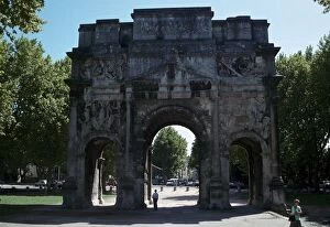Triumphal Arch of Orange, 1st century