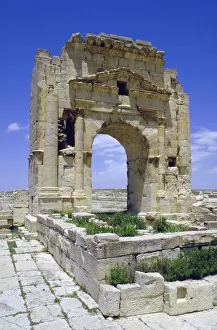 Tunisia Gallery: Trojans Arch, Maktar, Tunisia
