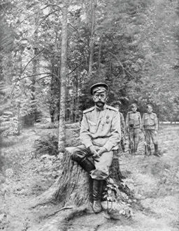 Revolution Collection: Tsar Nicholas II in exile, Tobolsk, Siberia, 13 August 1917
