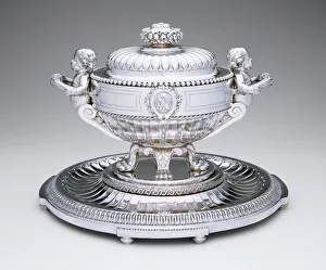 Blazon Gallery: Tureen and Stand, France, 1773 / 74. Creators: Jean-Francoise Dapcher
