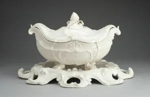 Tureen Prints: Tureen and Stand, Paris, c. 1750. Creator: Pont-aux-Choux Manufactory