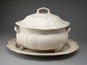 Tureen and Stand, Staffordshire, 1760/69. Creator: Staffordshire Potteries Tureen and Stand, Staffordshire, 1760/69. Creator: Staffordshire Potteries