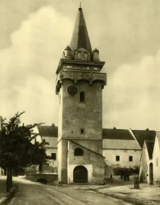 T&uuml;rkenturm, Breitenbrunn, Burgenland, Austria, c1935. Creator: Unknown
