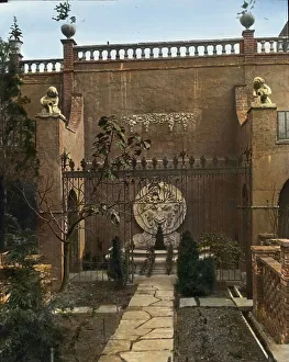 Manhattan Prints: Turtle Bay Gardens, 227-247 East 48 Street and 228-246 East 49th Street
