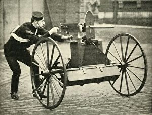 Machine Gun Collection: Types of Arms - Lord Dundonalds Galloping Gun-Carriage with Maxim, 1900. Creator