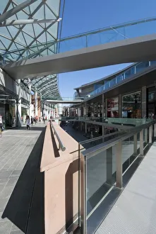 Centre Gallery: UK, Liverpool, Liverpool One, 2009. Creator: Ethel Davies