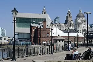 Waterfront Gallery: UK, Liverpool, View fr Albert Dock, 2009. Creator: Ethel Davies