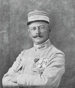 Kepi Prints: Une Citation Touchante; Le colonel Priou, 1916. Creator: Unknown