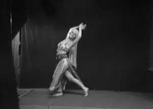 Duncan Elizabeth Prints: Unidentified dancer, possibly an Elizabeth Duncan dancer