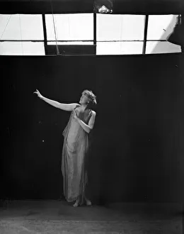 Duncan Elizabeth Prints: Unidentified dancer, possibly an Elizabeth Duncan dancer